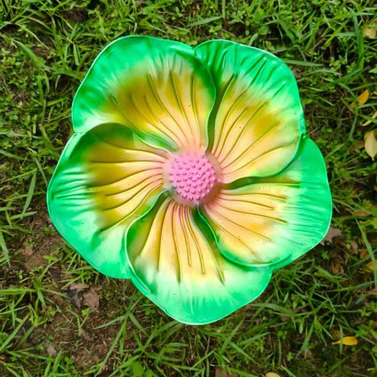 Easy-Clean Detachable Ground Mounted Bird Bath